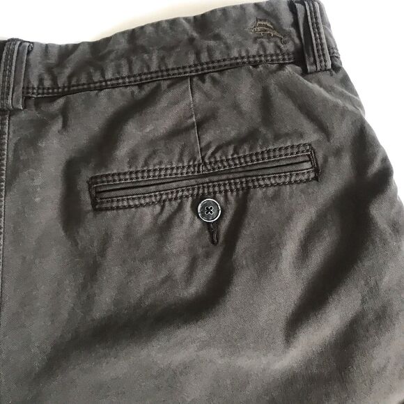 Tommy Bahama 9 Inch Tencel Blend Chino Shorts Men Size 33 Brown Golf Casual EUC - Picture 5 of 14
